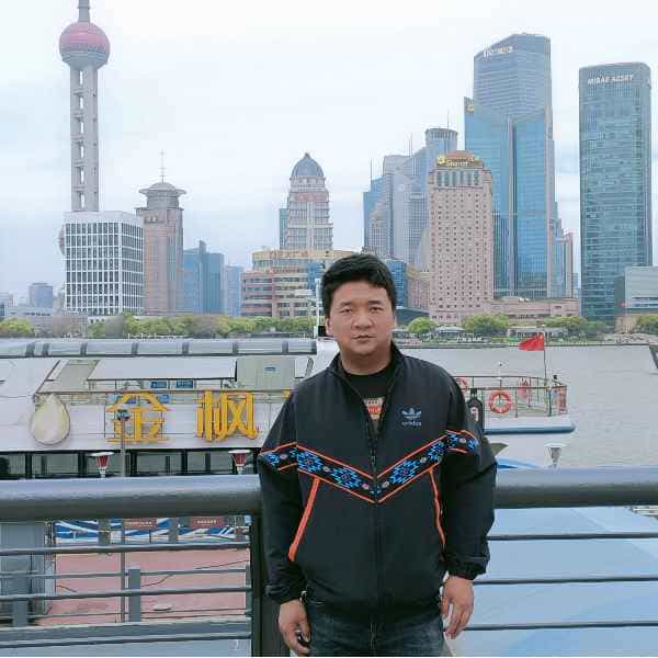 28岁岁云南单身帅哥 - 阿里吉缘网