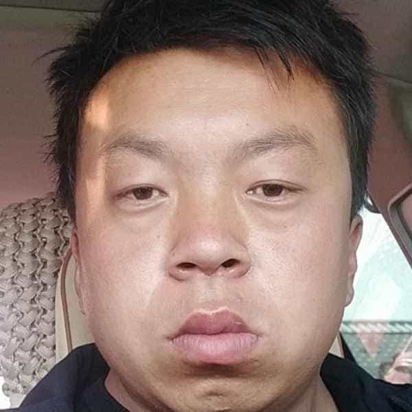 32岁岁内蒙古单身帅哥 - 阿里吉缘网